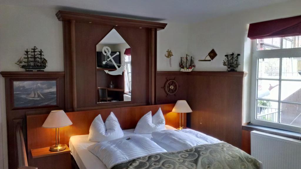 Hotel Goldener Anker Bodenwerder Kamer foto